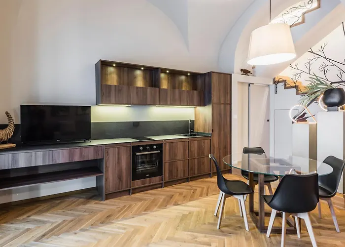 Ferrini Home - Piazza Trento